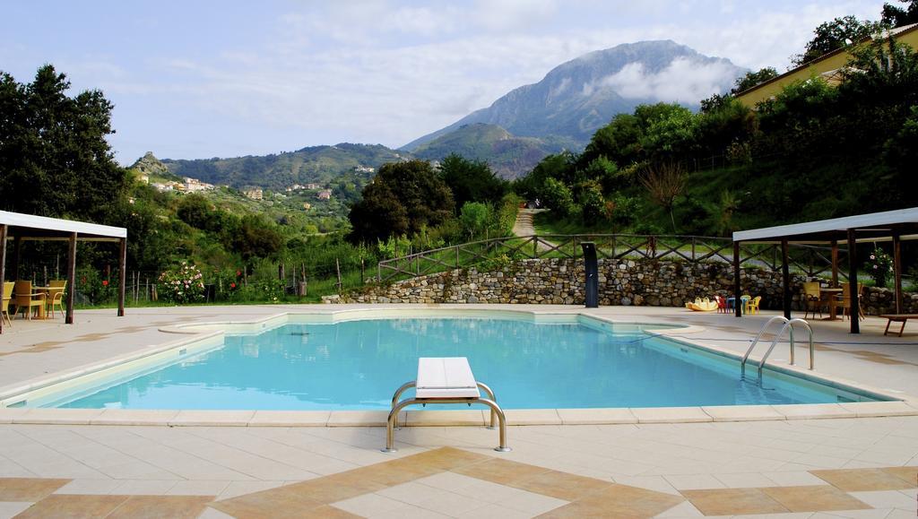 Agriturismo L'Arca Di Anna Brambilla Бельведере-Мариттімо Екстер'єр фото