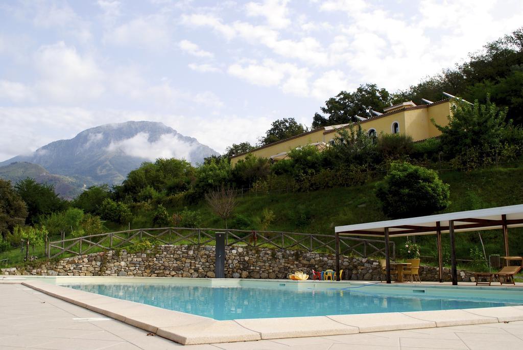 Agriturismo L'Arca Di Anna Brambilla Бельведере-Мариттімо Екстер'єр фото