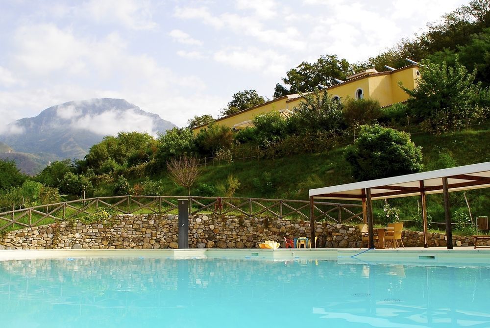 Agriturismo L'Arca Di Anna Brambilla Бельведере-Мариттімо Екстер'єр фото
